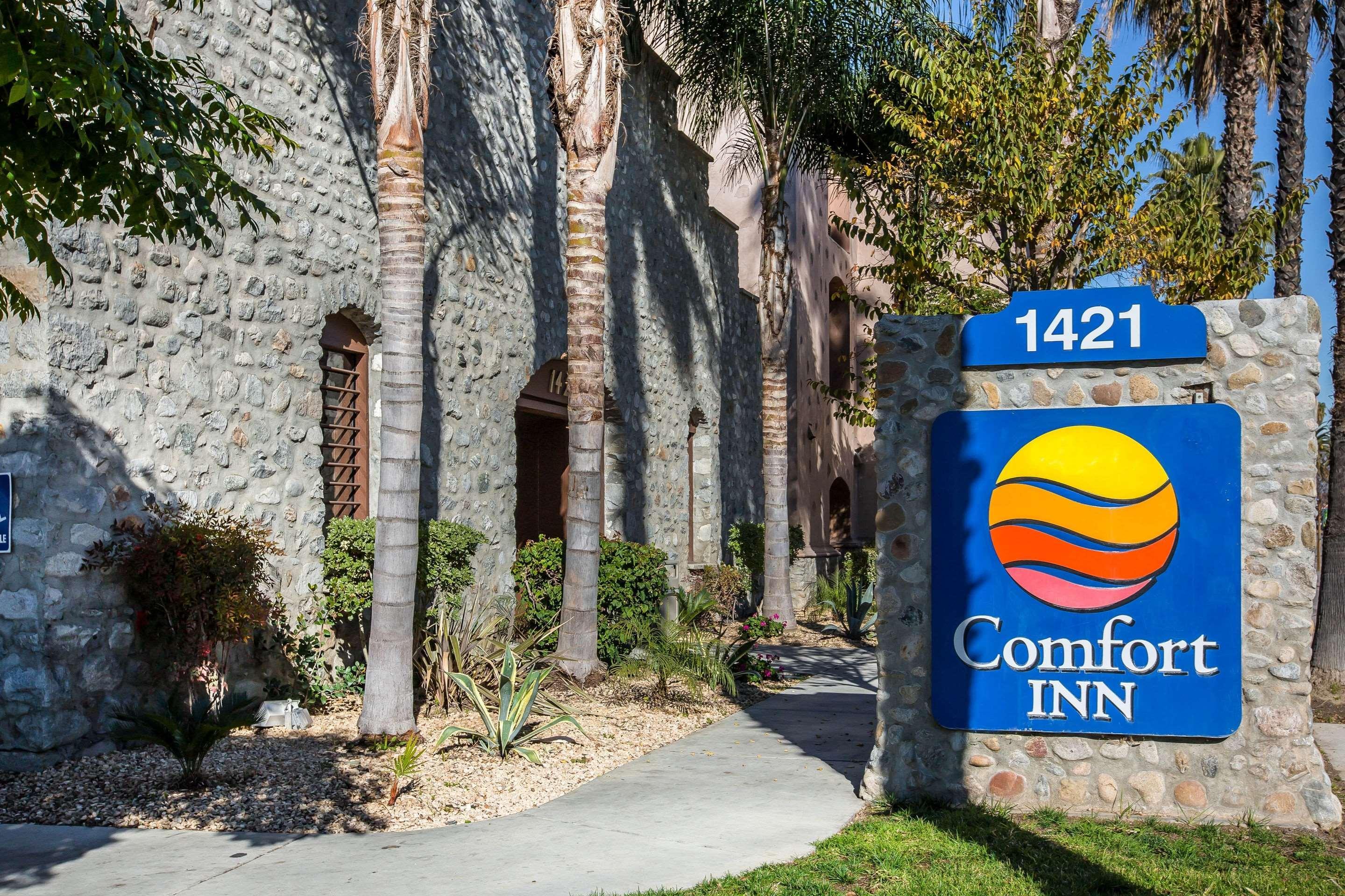 Comfort Inn Pomona Near Fairplex Exterior photo